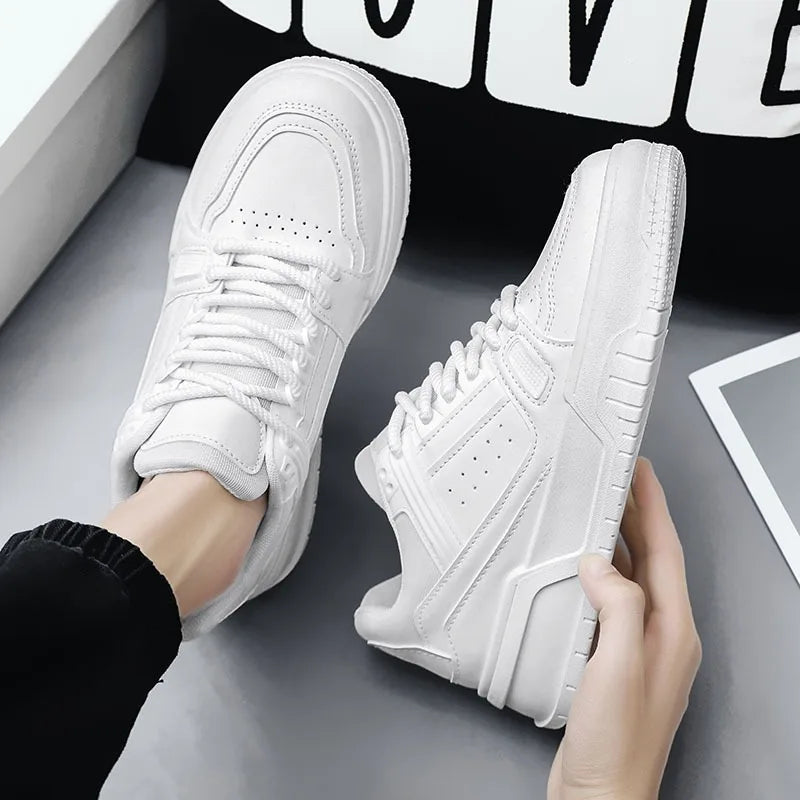 2026 New Spring men's New Lightweight breathable Shoes Men's Trendy Versatile Thick soled Anti slip Sports Shoes Casual sneakers