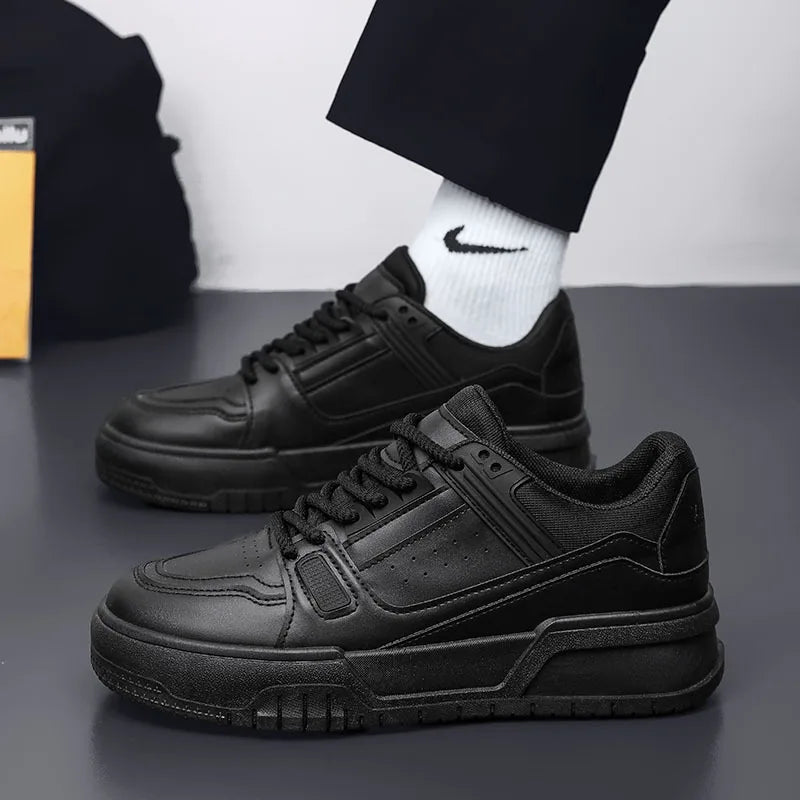 2026 New Spring men's New Lightweight breathable Shoes Men's Trendy Versatile Thick soled Anti slip Sports Shoes Casual sneakers